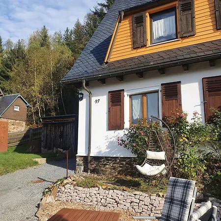 Naturhaus Am Wald Im Erzgebirge 펜션